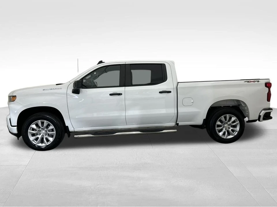 2021 Chevrolet Silverado 4th Gen - Image 2 of 12