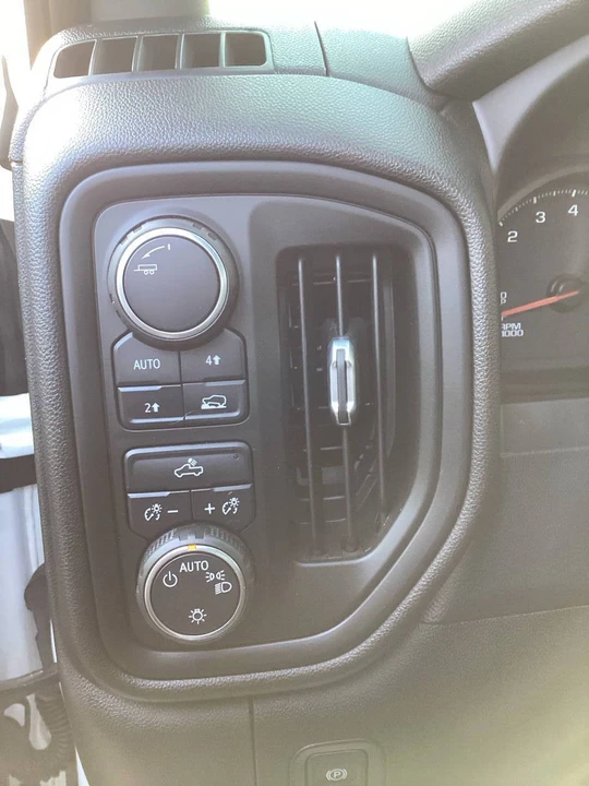 2021 Chevrolet Silverado 4th Gen - Image 13 of 21