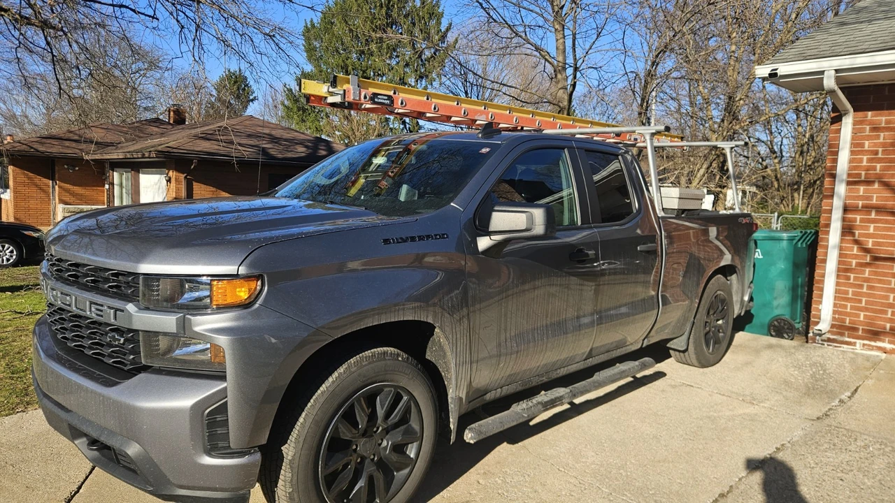 2021 Chevrolet Silverado 4th Gen - Image 5 of 18