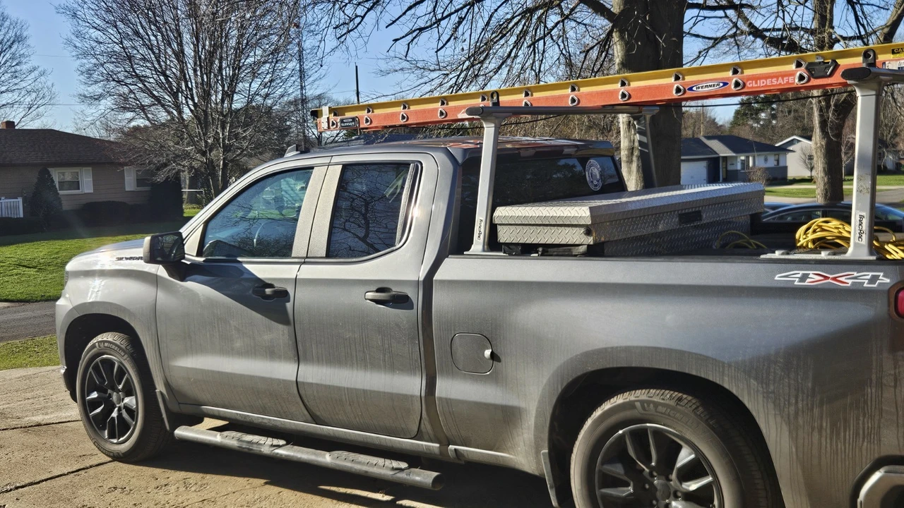 2021 Chevrolet Silverado 4th Gen - Image 3 of 18