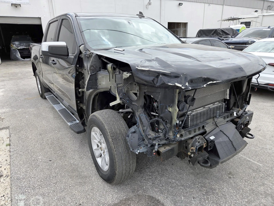 2021 Chevrolet Silverado 4th Gen - Image 3 of 19