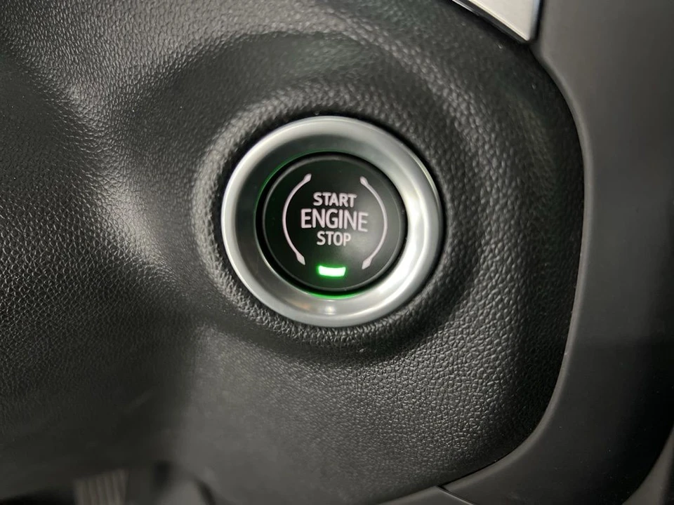 2021 Chevrolet Silverado 4th Gen - Image 15 of 21