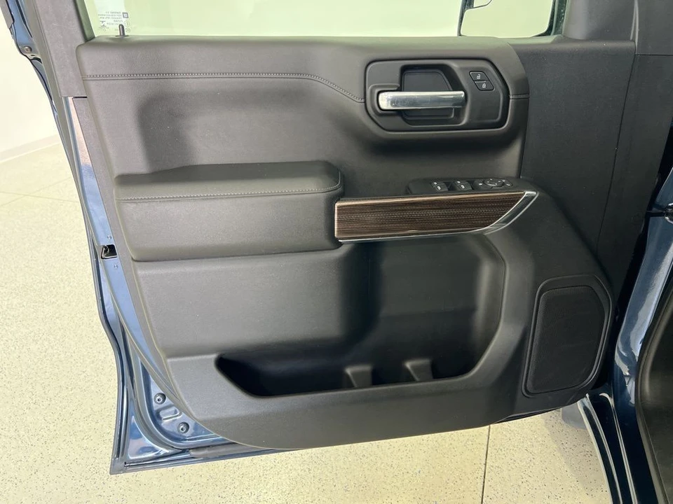 2021 Chevrolet Silverado 4th Gen - Image 19 of 21