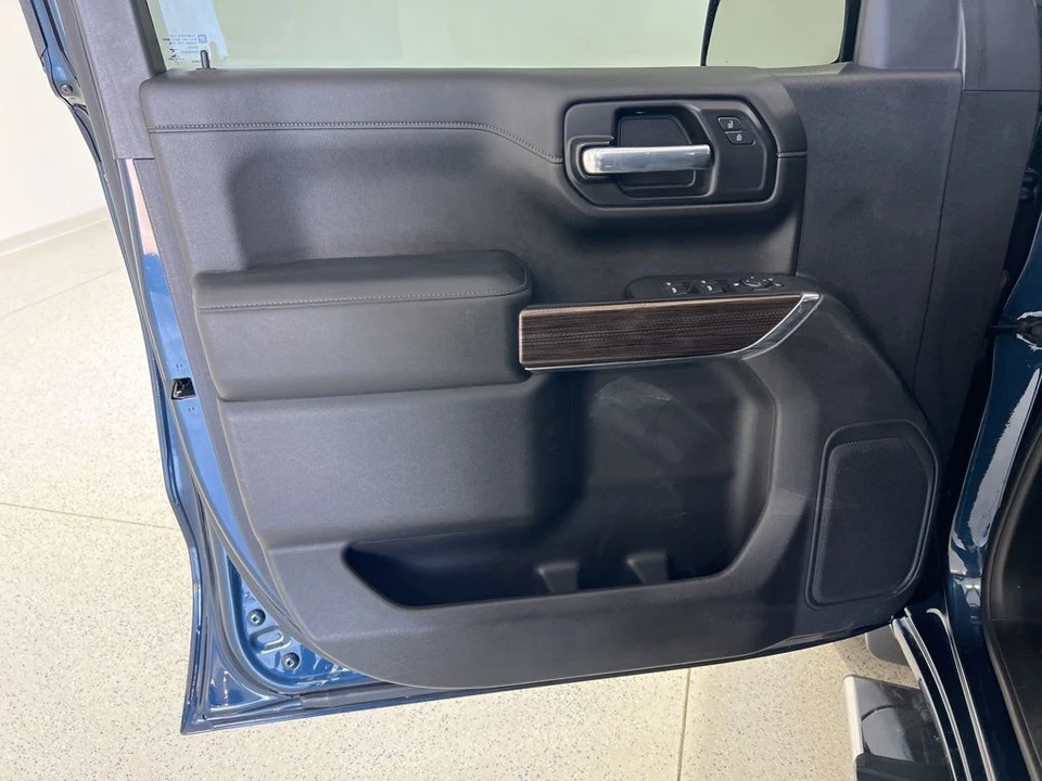 2021 Chevrolet Silverado 4th Gen - Image 18 of 21
