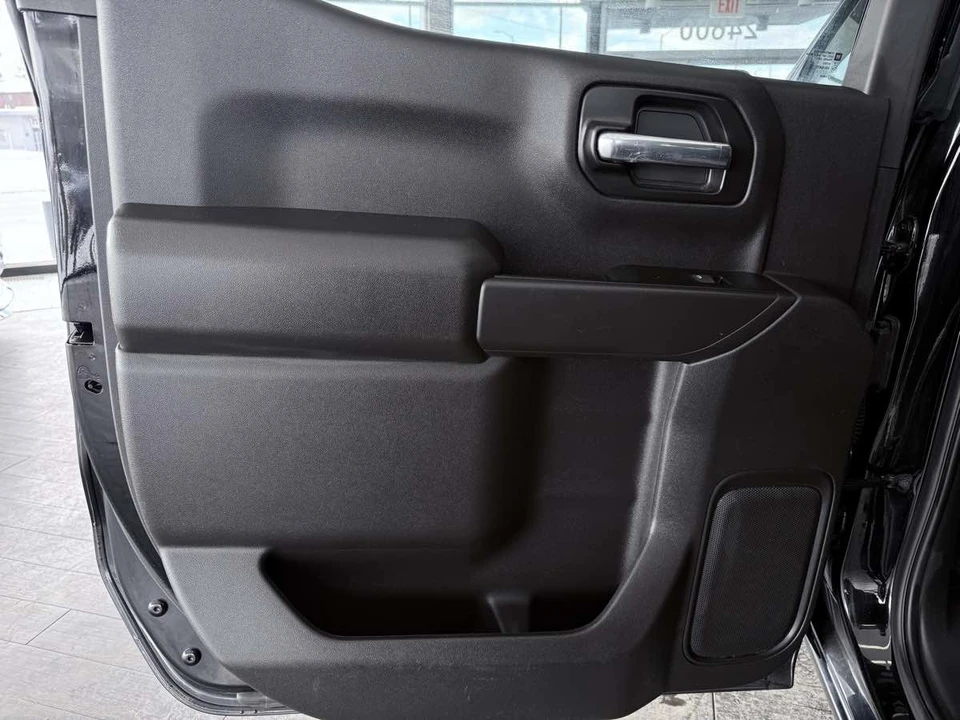 2021 Chevrolet Silverado 4th Gen - Image 17 of 21