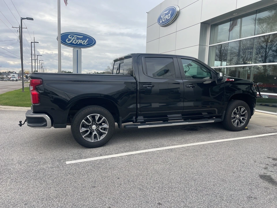 2021 Chevrolet Silverado 4th Gen - Image 5 of 10