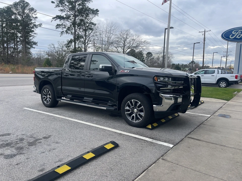 2021 Chevrolet Silverado 4th Gen - Image 3 of 10
