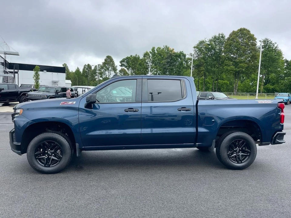 2021 Chevrolet Silverado 4th Gen - Image 2 of 12