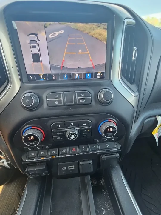 2021 Chevrolet Silverado 4th Gen - Image 12 of 13