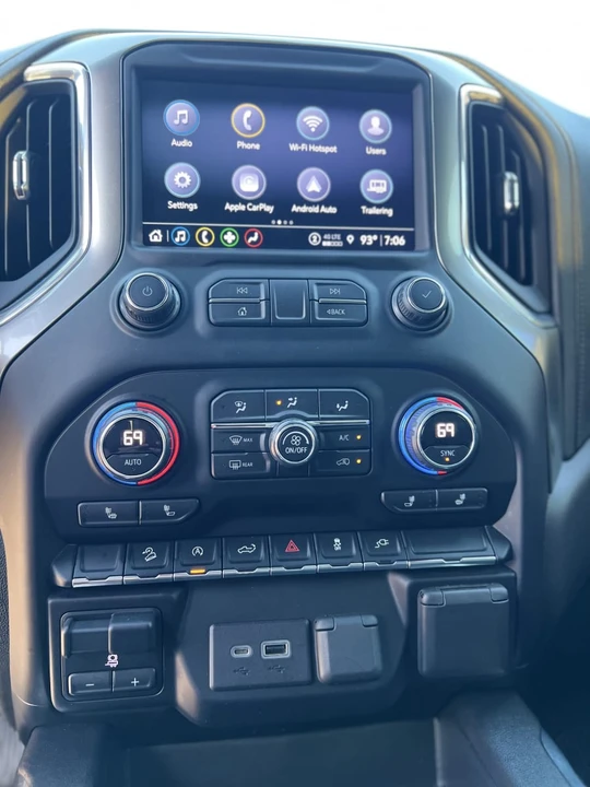 2021 Chevrolet Silverado 4th Gen - Image 28 of 31