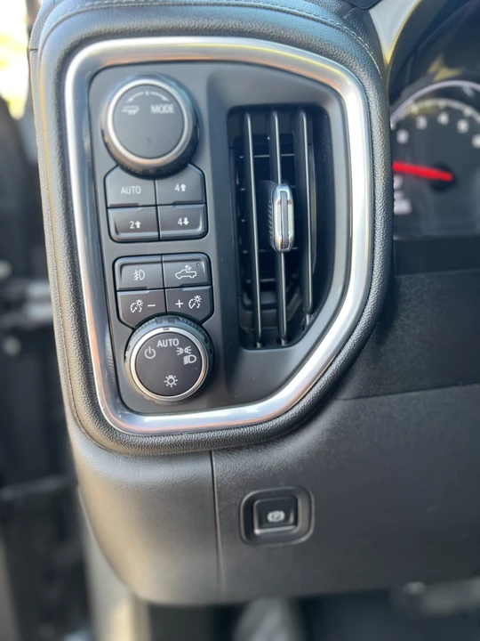 2021 Chevrolet Silverado 4th Gen - Image 22 of 31