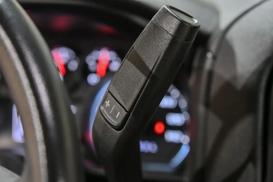 2021 Chevrolet Silverado 4th Gen - Image 26 of 31