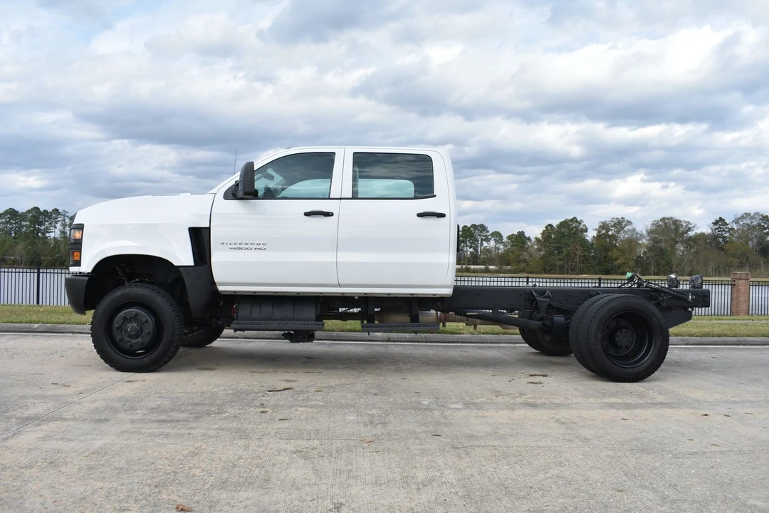 2021 Chevrolet Silverado Heavy Duty 4th Gen - Image 9 of 27