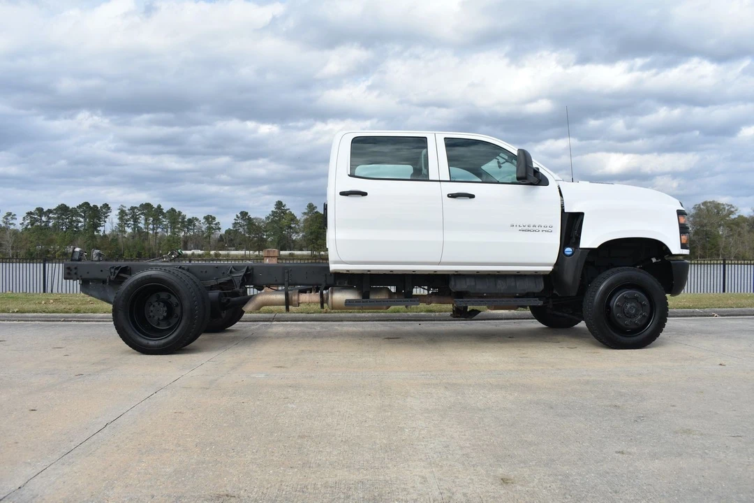 2021 Chevrolet Silverado Heavy Duty 4th Gen - Image 3 of 27