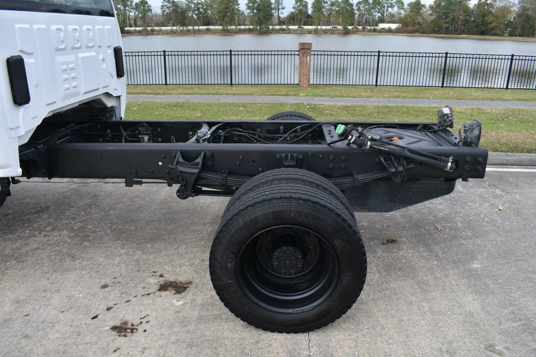 2021 Chevrolet Silverado Heavy Duty 4th Gen - Image 8 of 27
