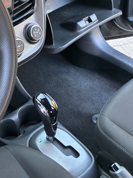 2021 Chevrolet Spark - Image 16 of 18