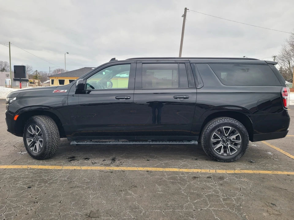 2021 Chevrolet Suburban 12th Gen - Image 2 of 21