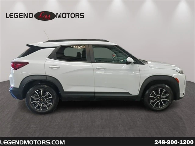 2021 Chevrolet Trailblazer - Image 9 of 12