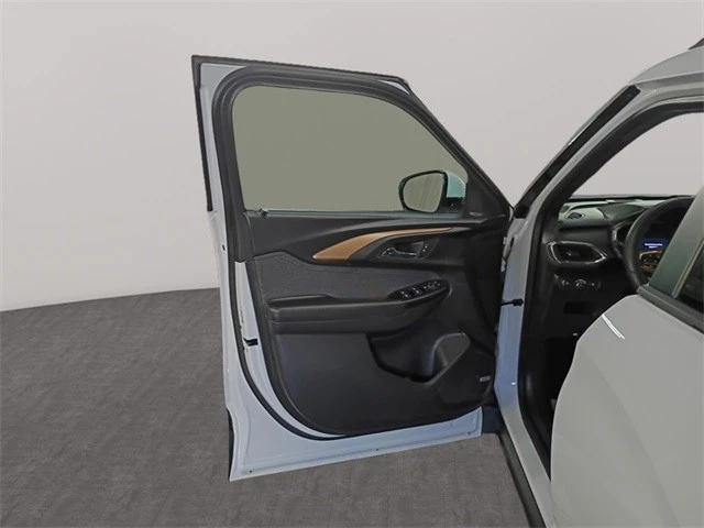 2021 Chevrolet Trailblazer - Image 11 of 12