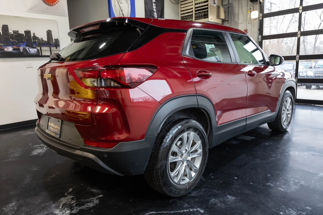 2021 Chevrolet Trailblazer - Image 10 of 21