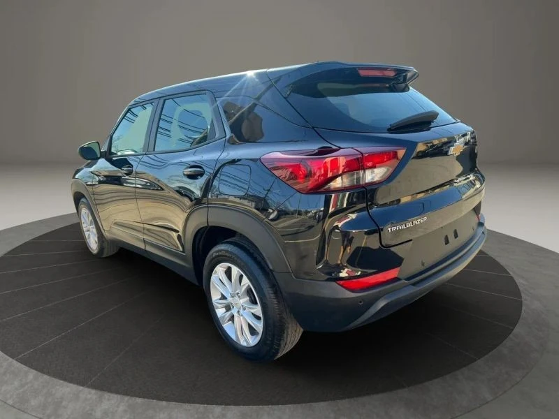 2021 Chevrolet Trailblazer - Image 7 of 12