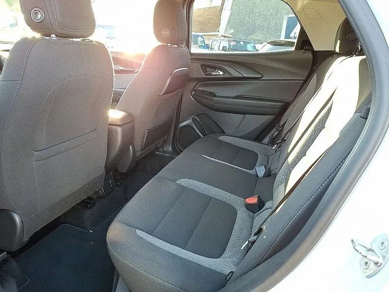 2021 Chevrolet Trailblazer - Image 11 of 12