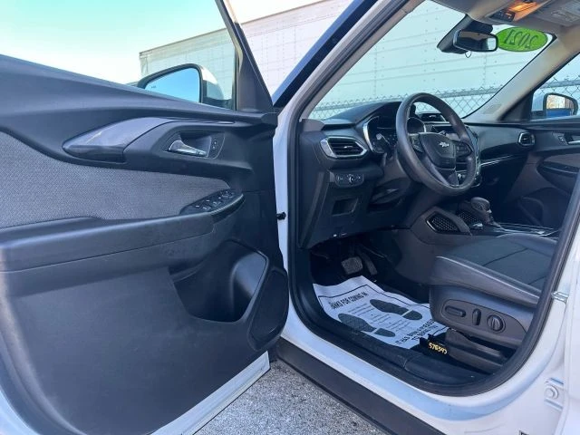 2021 Chevrolet Trailblazer - Image 12 of 21