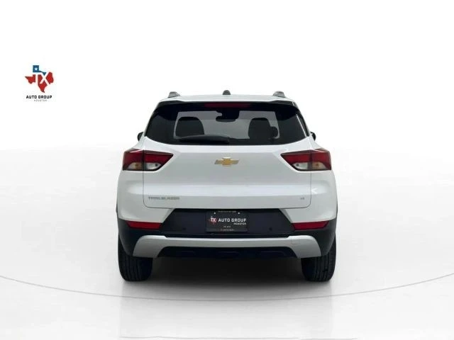 2021 Chevrolet Trailblazer - Image 11 of 12