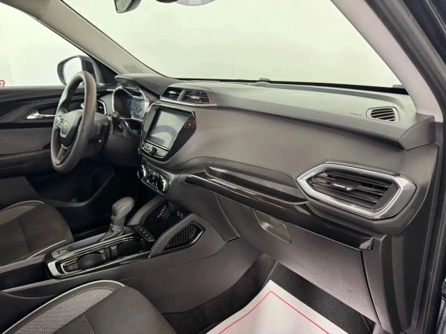 2021 Chevrolet Trailblazer - Image 12 of 21