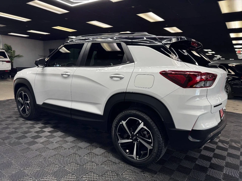 2021 Chevrolet Trailblazer - Image 8 of 12