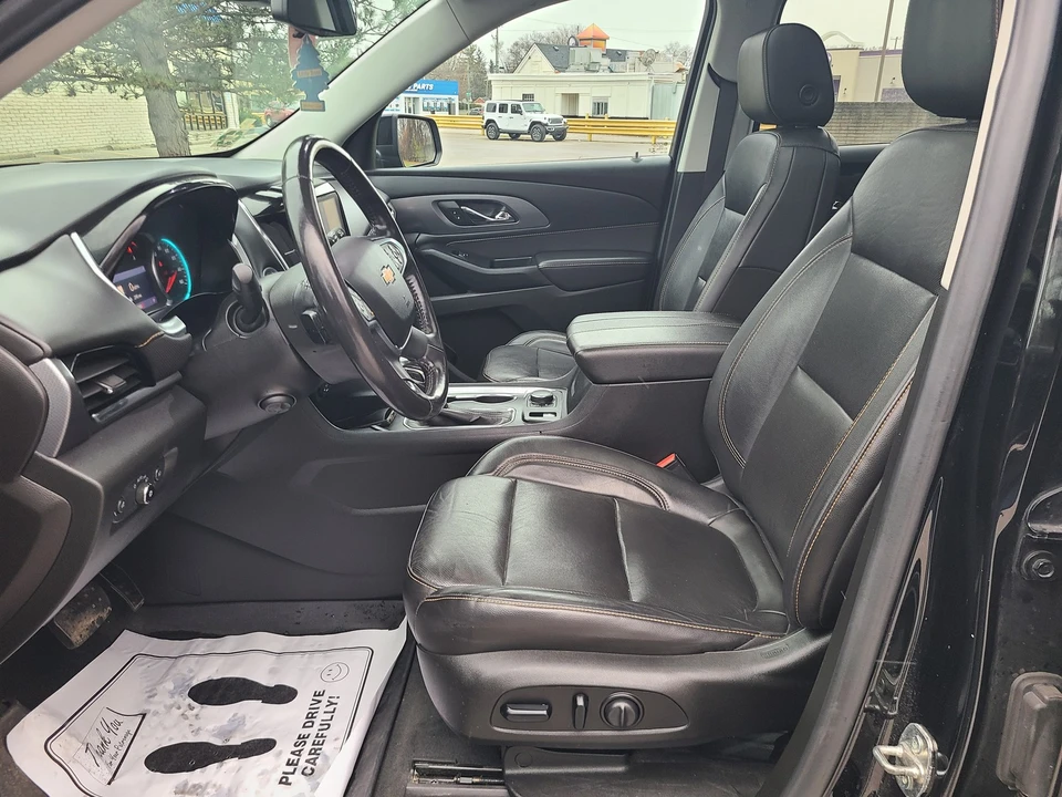 2021 Chevrolet Traverse - Image 10 of 12