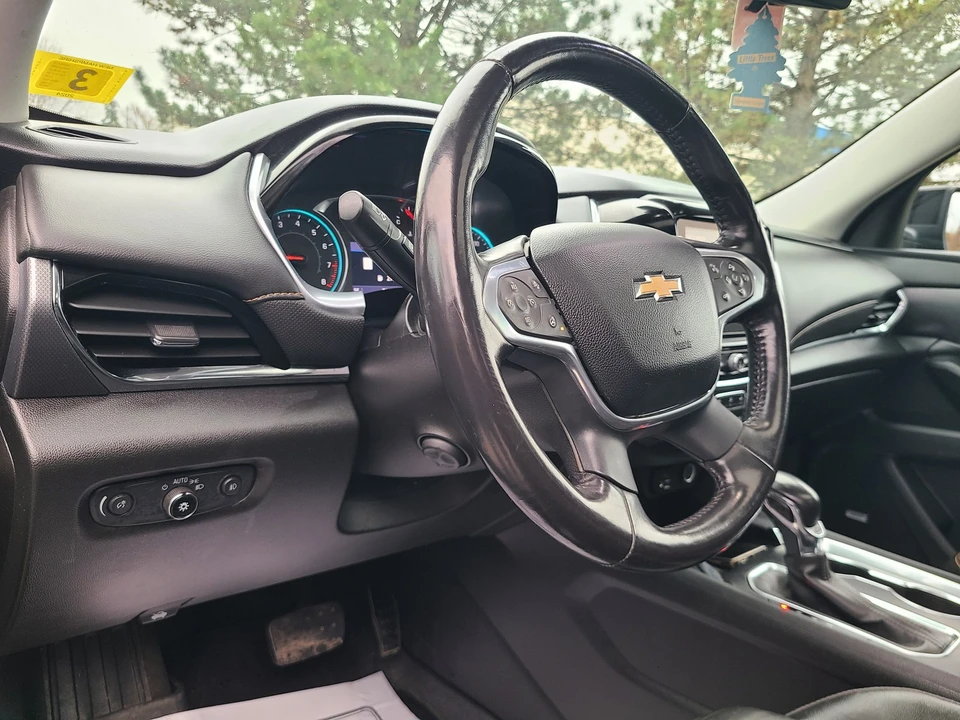 2021 Chevrolet Traverse - Image 9 of 12