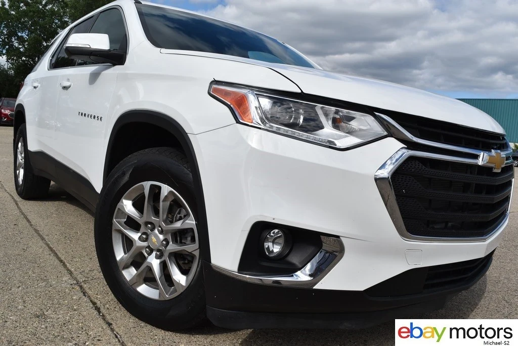 2021 Chevrolet Traverse - Image 2 of 21