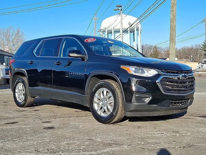 2021 Chevrolet Traverse - Image 2 of 12