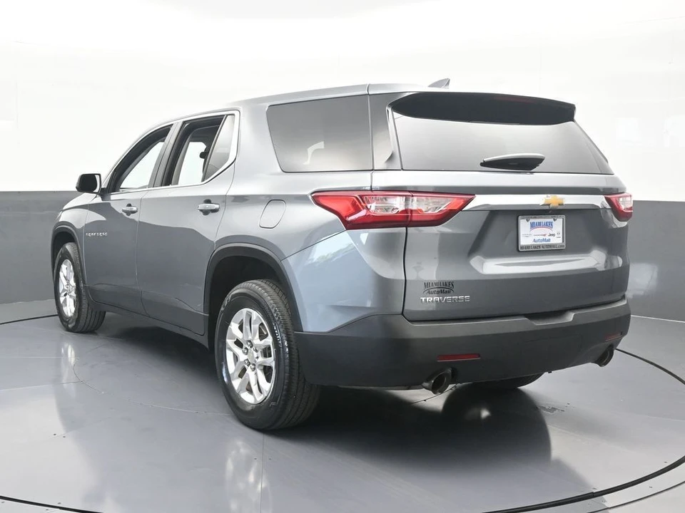 2021 Chevrolet Traverse - Image 4 of 12