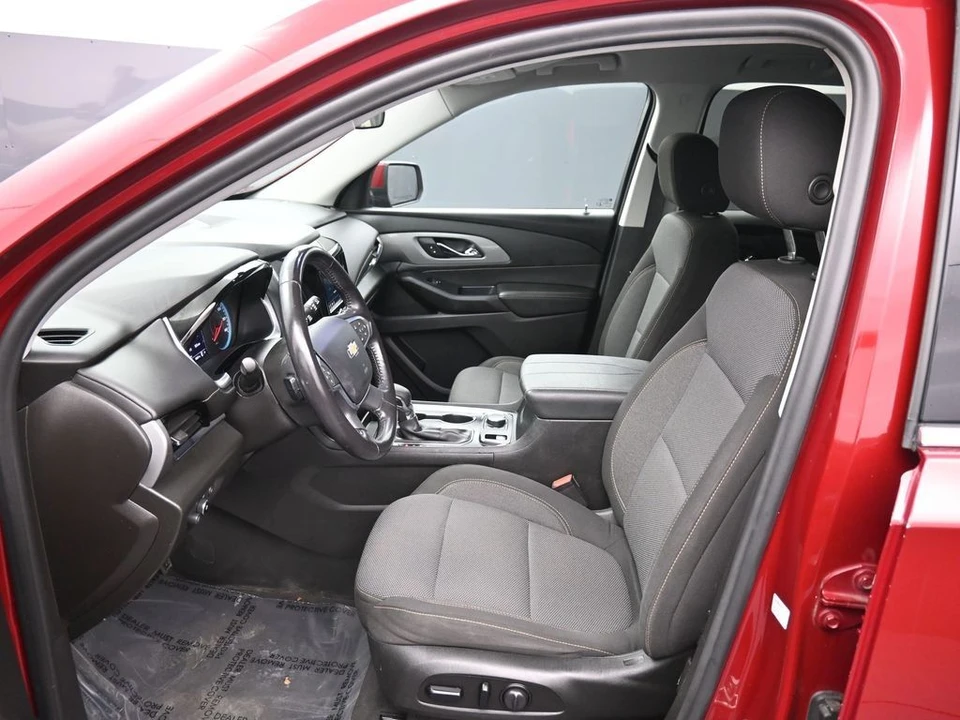 2021 Chevrolet Traverse - Image 18 of 21