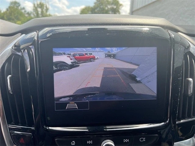 2021 Chevrolet Traverse - Image 14 of 21