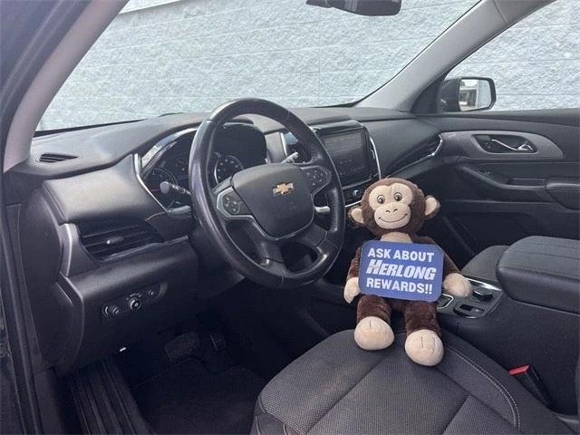 2021 Chevrolet Traverse - Image 10 of 12