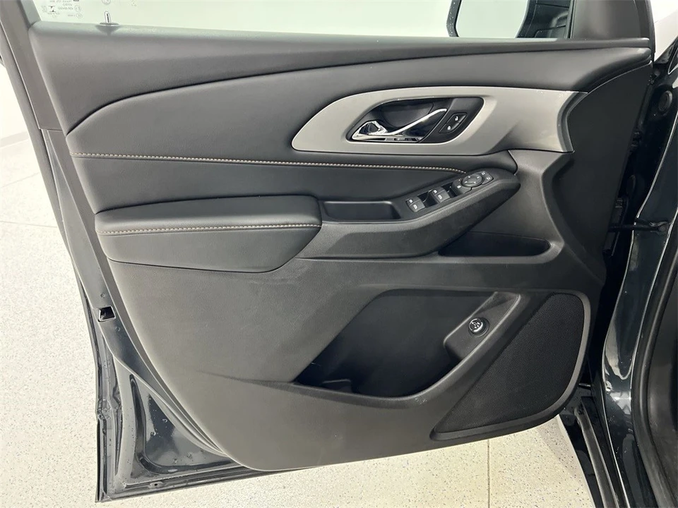 2021 Chevrolet Traverse - Image 20 of 21