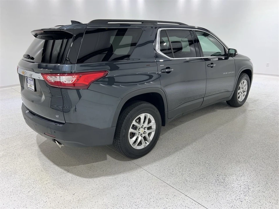 2021 Chevrolet Traverse - Image 8 of 21