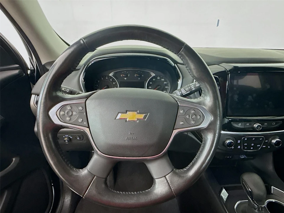 2021 Chevrolet Traverse - Image 8 of 14