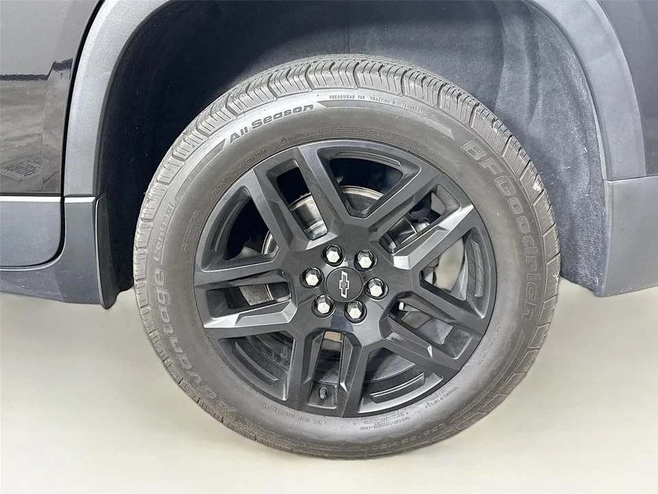 2021 Chevrolet Traverse - Image 13 of 14