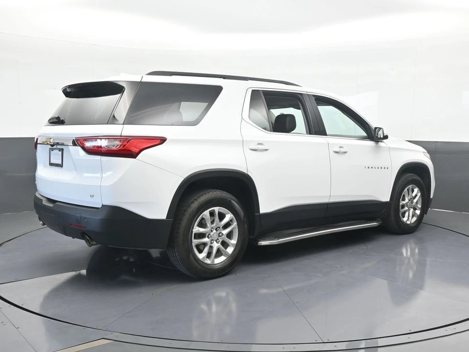 2021 Chevrolet Traverse - Image 6 of 12