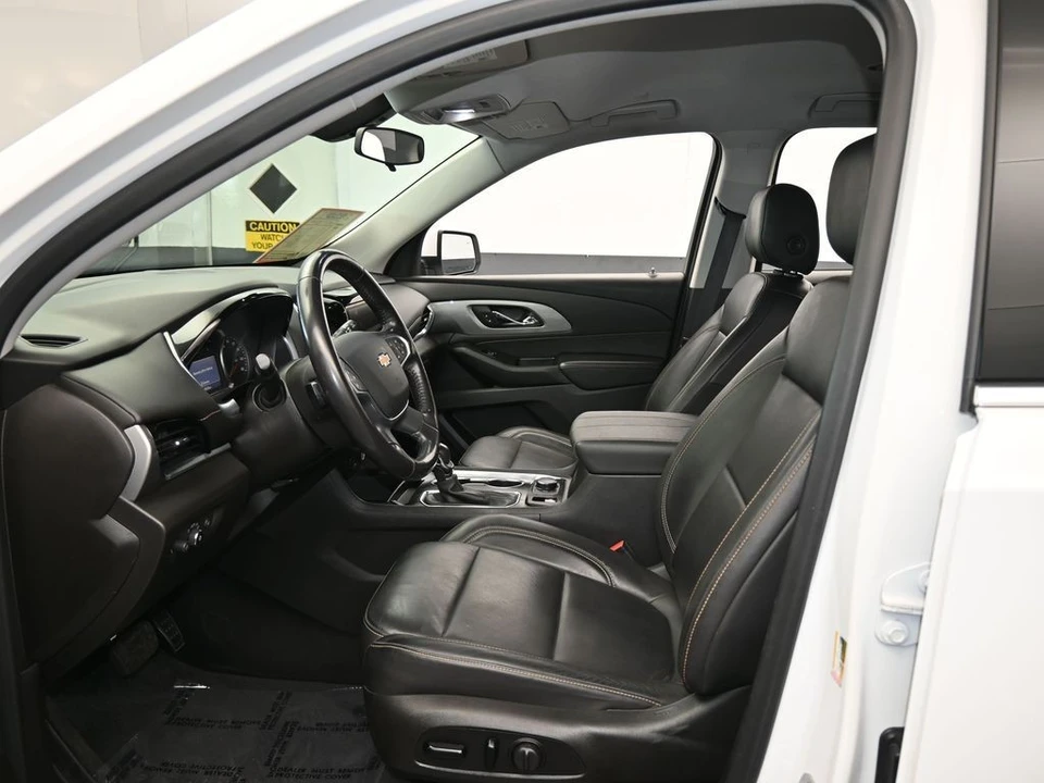 2021 Chevrolet Traverse - Image 11 of 12