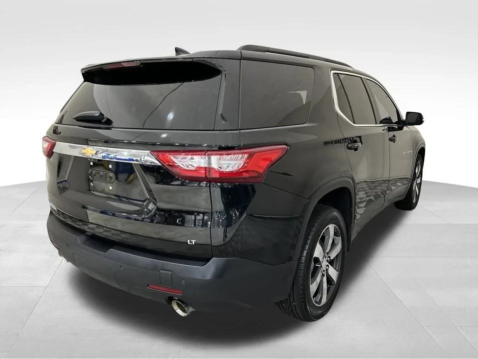 2021 Chevrolet Traverse - Image 11 of 12