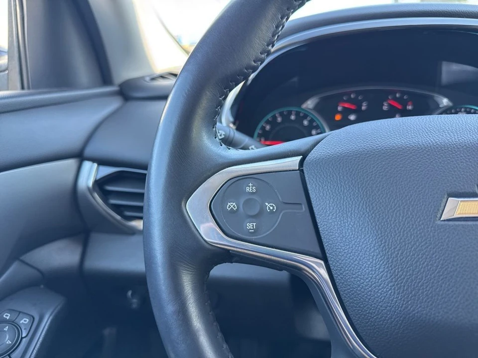 2021 Chevrolet Traverse - Image 16 of 31