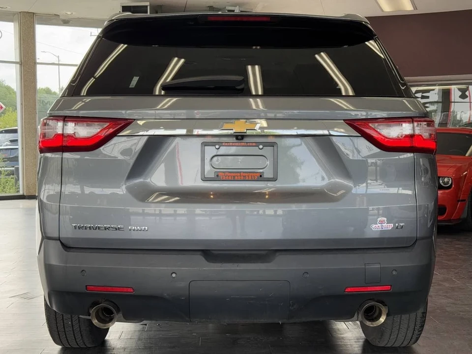2021 Chevrolet Traverse - Image 15 of 21