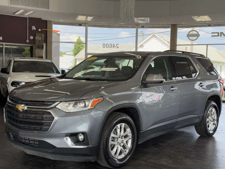 2021 Chevrolet Traverse - Image 4 of 12