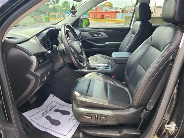 2021 Chevrolet Traverse - Image 10 of 12