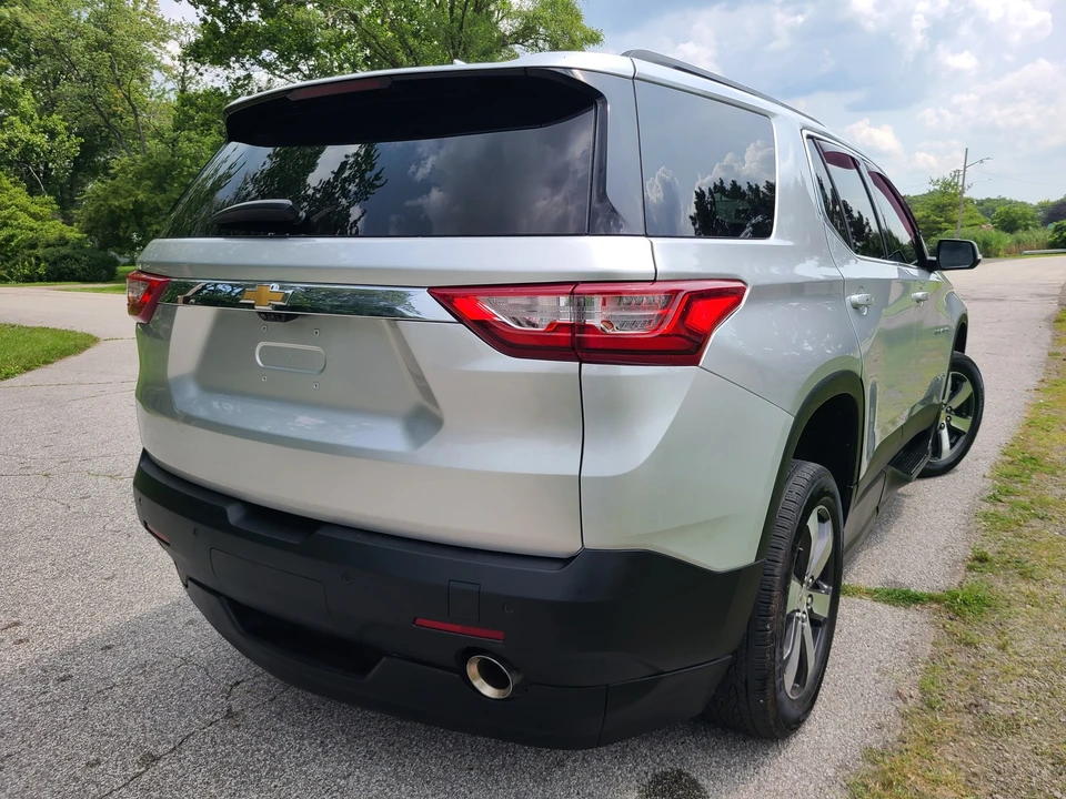 2021 Chevrolet Traverse - Image 5 of 21